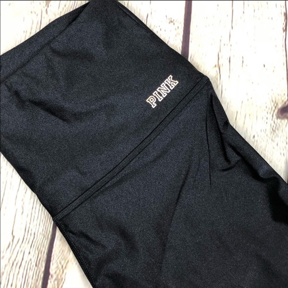 VS PINK Ultimate Leggings in Black - Picture 5 of 7